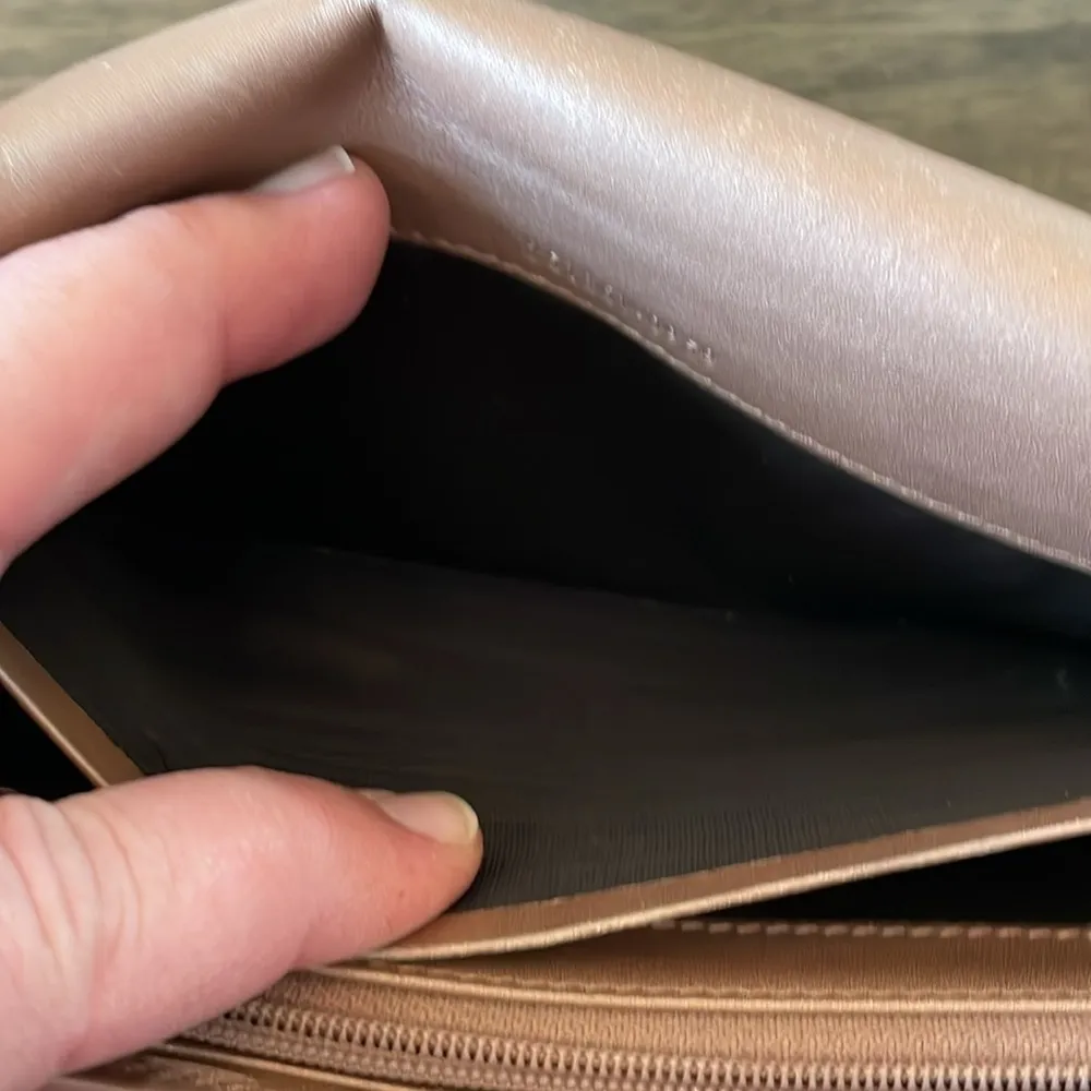 Gucci Canvas GG Continental Wallet - Image 16