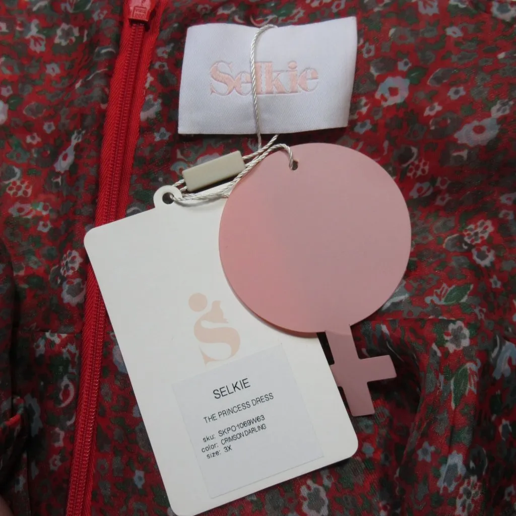 NWT Selkie Princess in Crimson Darling Ditsy Floral Puff - Image 4