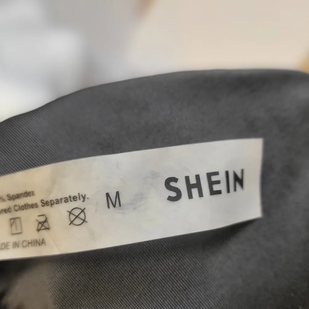 Shein Gradient Bikini Top Size Med and LG Sport Sarong Set - Image 7