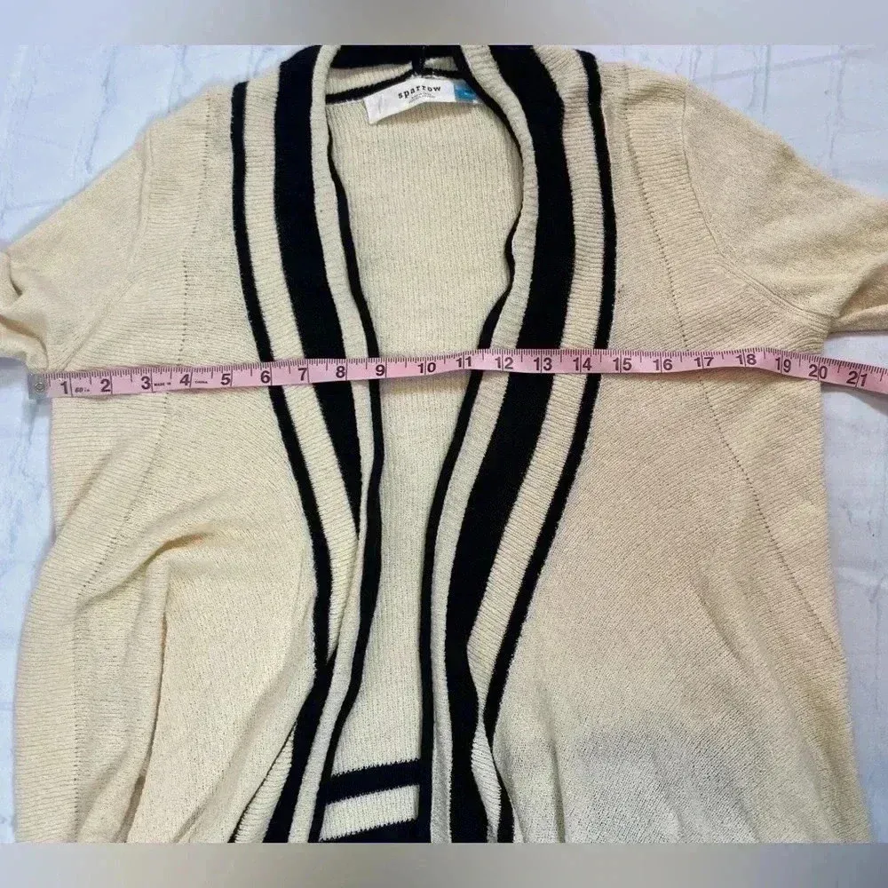 anthropologie SPARROW cream stretchy woven knit cardigan high low woman’s size S - Image 9