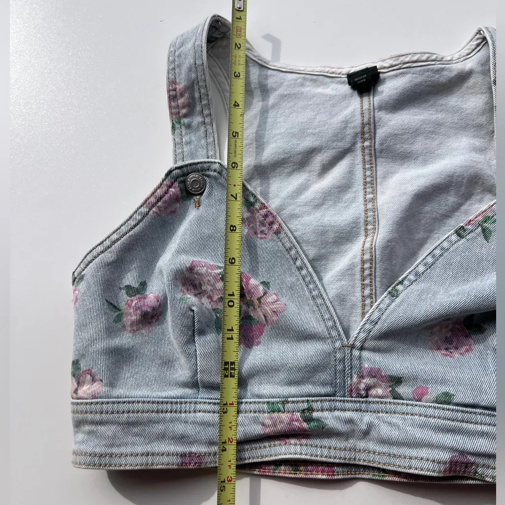 Wild Fable Denim Vest Tank Cropped Light Wash Floral Print Women's Sz M - Image 12