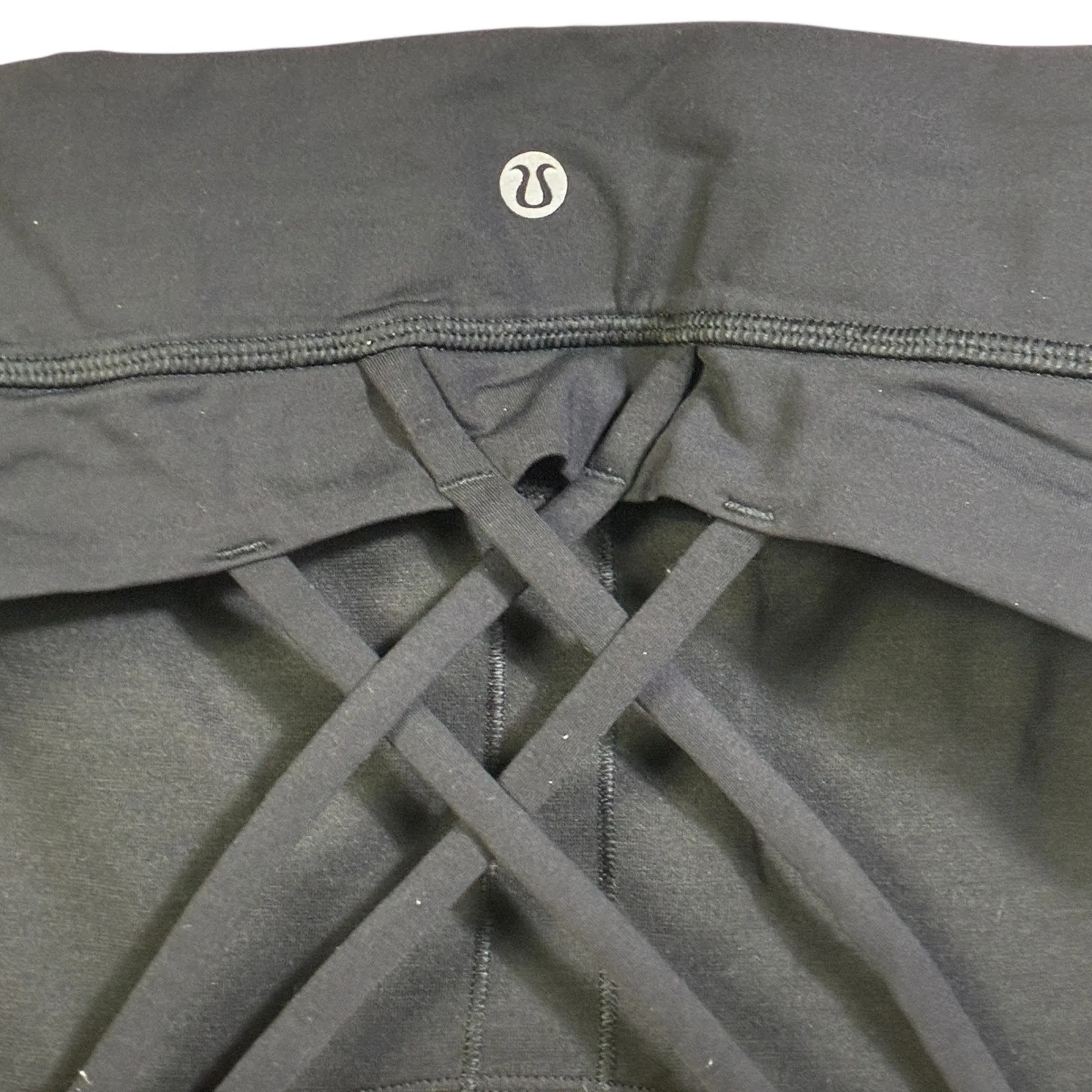 Lululemon Black Strappy Crisscross Back Sports Bra Size 10 - Image 3