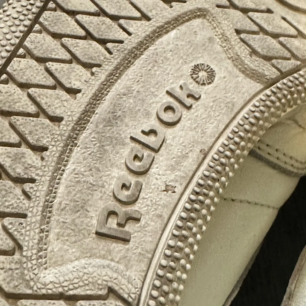 Reebok Club C 85 Vintage
Sneakers Women's Shoes Tennis
Casual Size 7 - Image 7