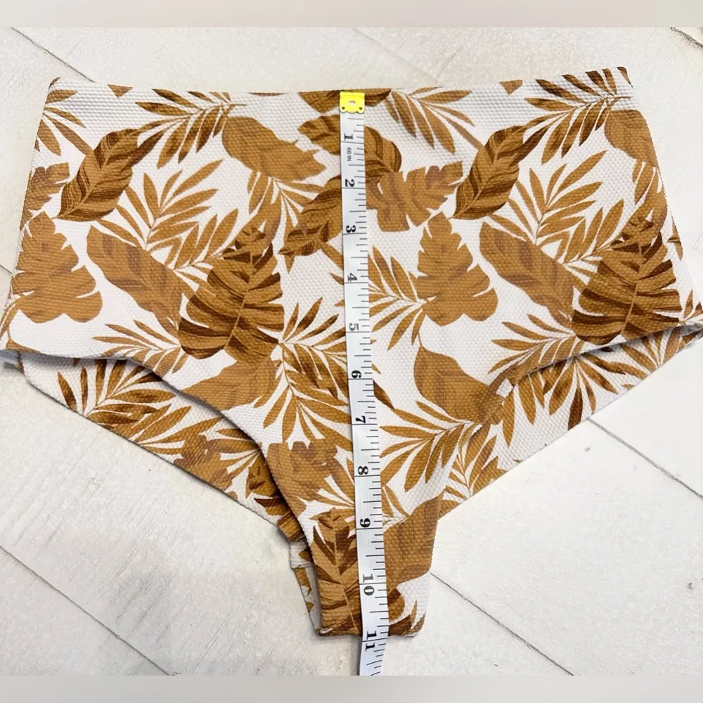 NWT  Vintage Palm Bikini Bottom in Off-White / Size S - Image 7