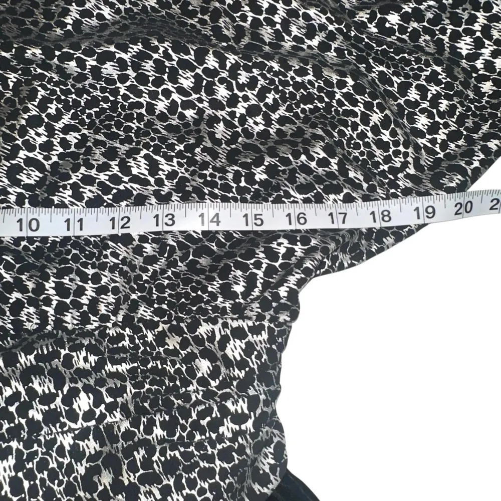 Lillie Rubin Vintage Leopard Print Velvet Black and Silver Dolman Sleeve Dress - Image 4