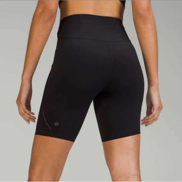Lululemon Base Pace High-Rise Reflective Short 8" - Image 3