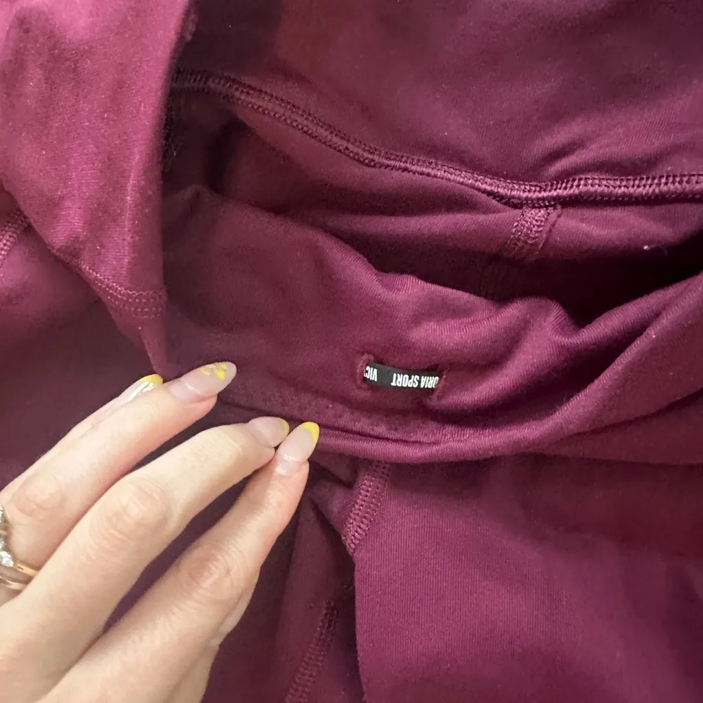 Maroon Victoria Secret Leggings - Image 4