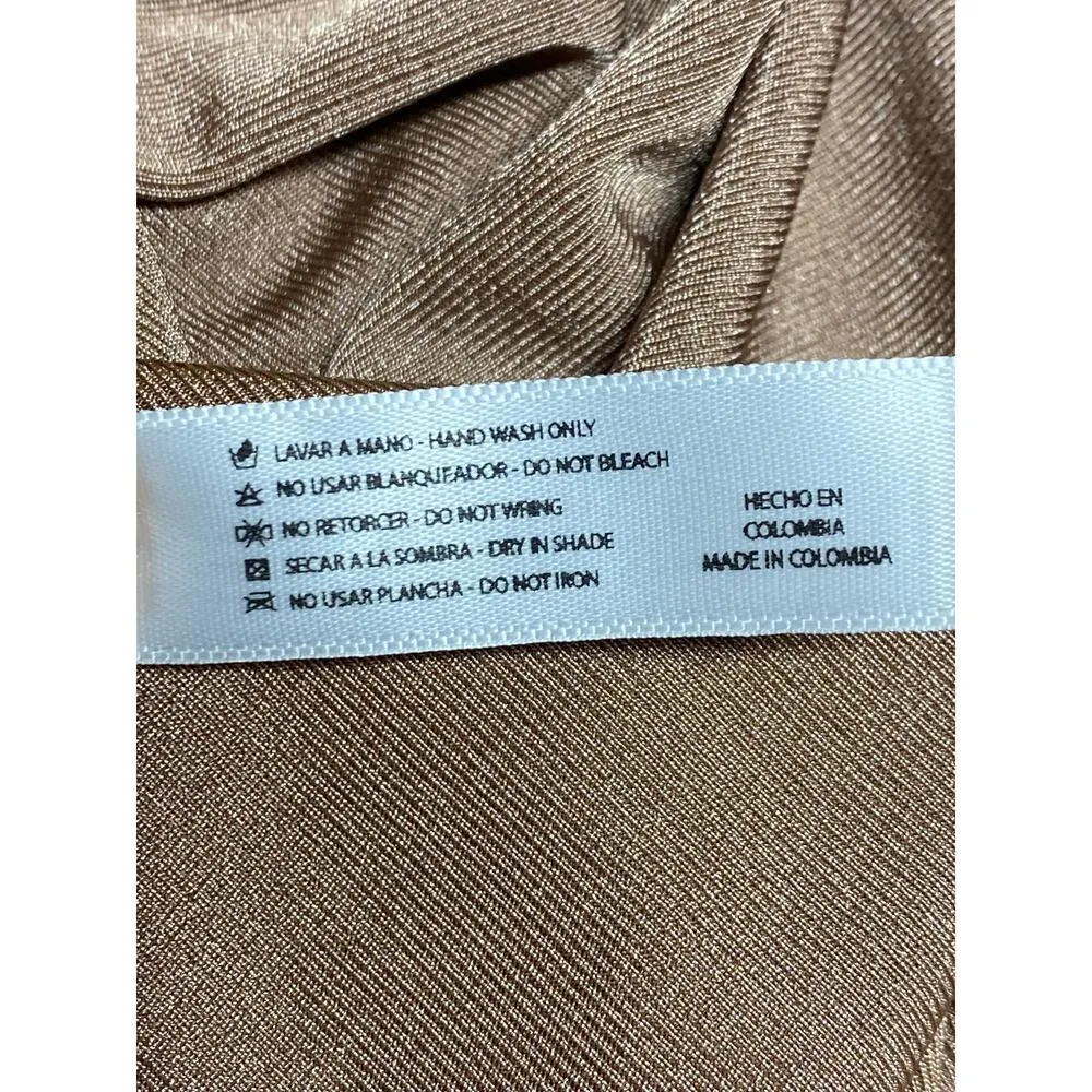 New Perza Women's Size Medium Beige Midi Skirt with Side Slit Eveningwear - Image 6