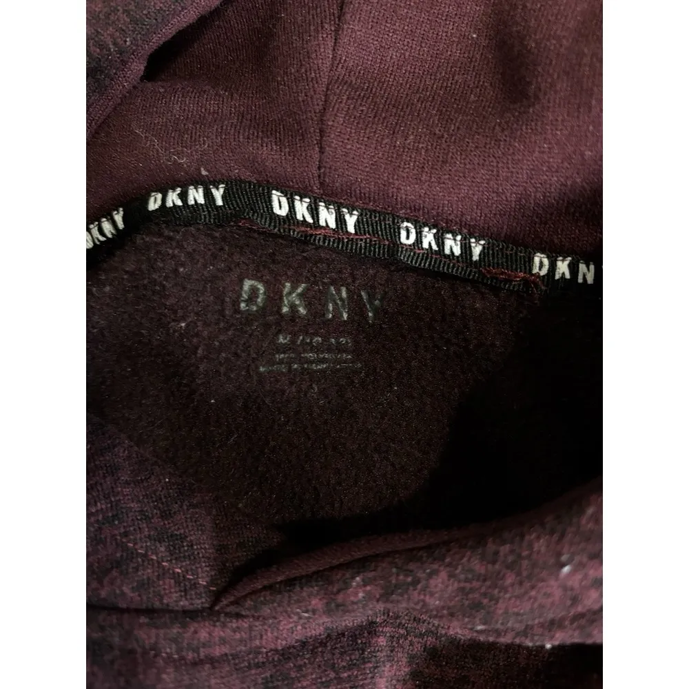 DKNY Burgundy Hoodie Sweatshirt Size M Long Sleeve‎ Kangaroo Pocket Logo - Image 5