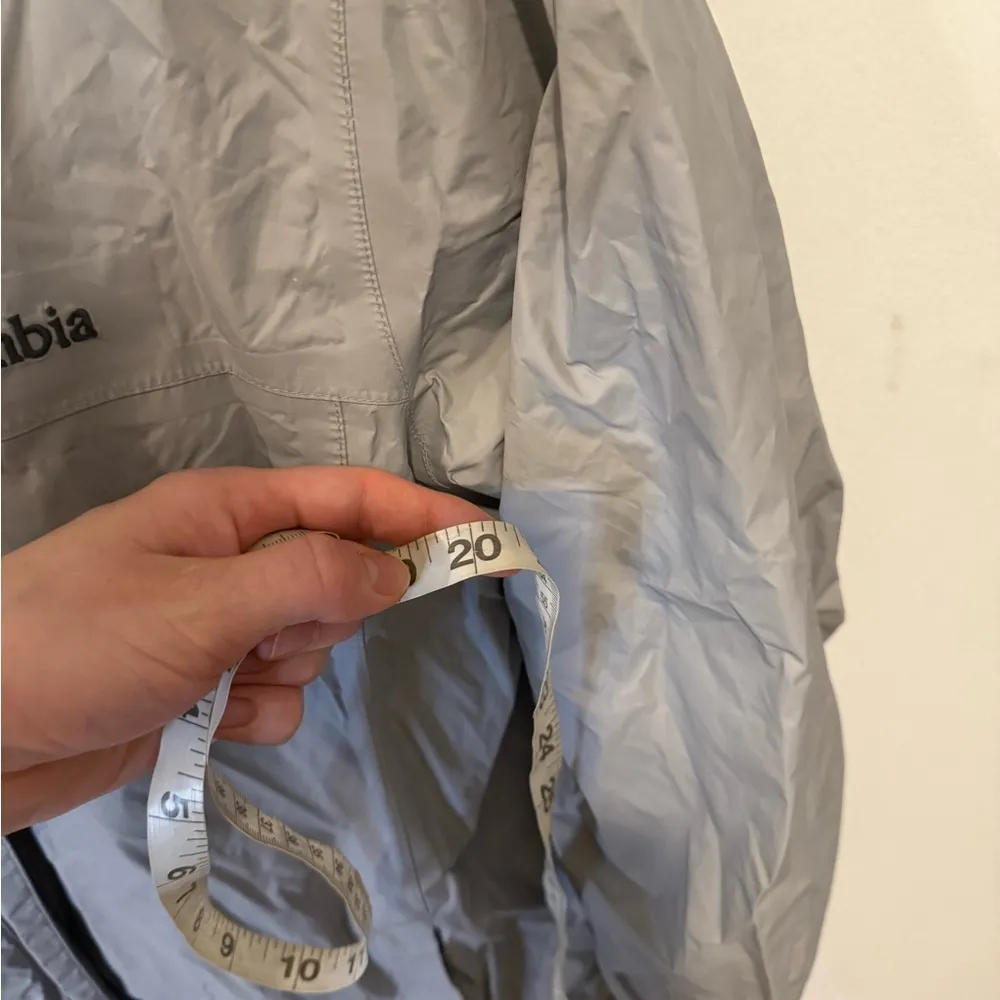 Columbia Gray Omni tech Windbreaker Jacket medium - Image 6