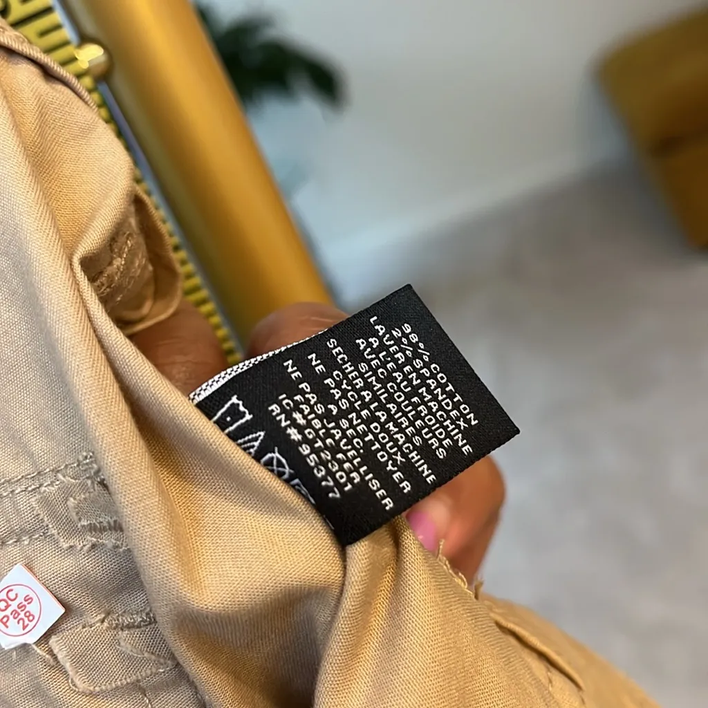 Sanctuary khaki joggers size 27 - Image 10