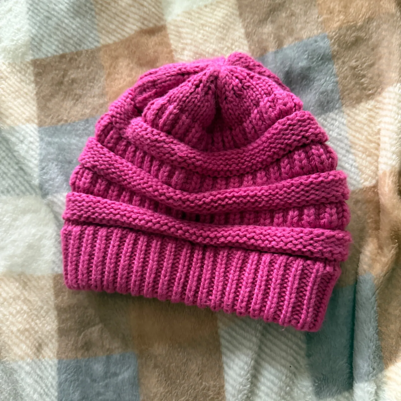CC Beanie Hot Pink Knit Winter Warm Beanie Hat Women One Size Snow Outdoor - Image 2
