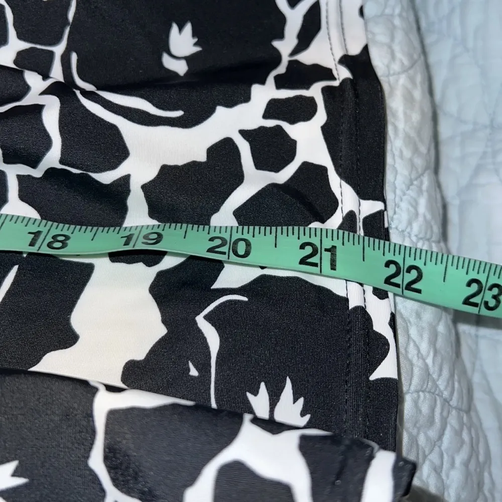 Ocean Avenue medium tankini swim top adjustable straps no padding no wires nwt Black - Image 10