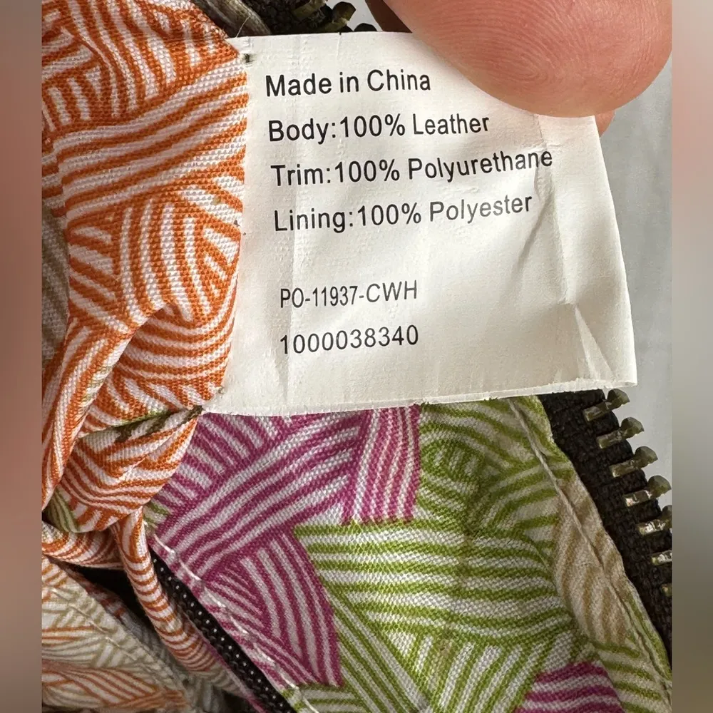 The Sak Kendra Crossbody Purse Distressed Two-Tone Brown Leather Messenger Bag - Image 7