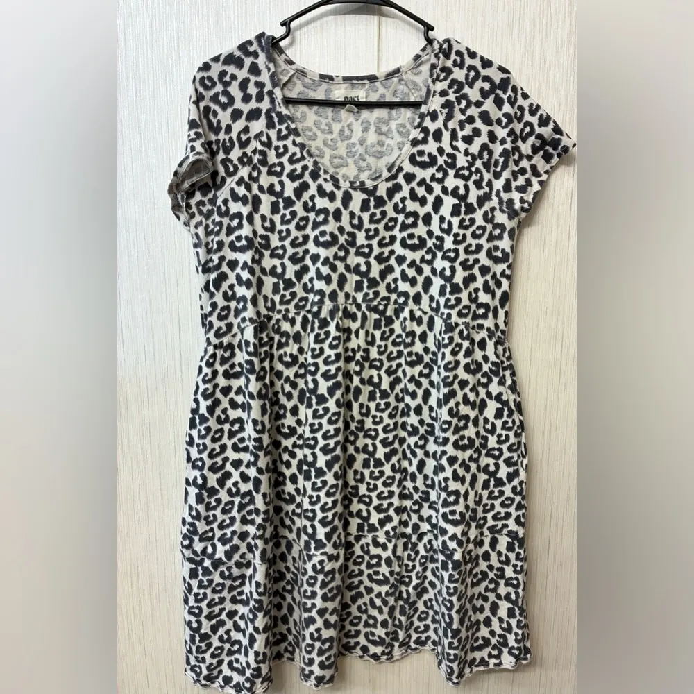 Pact Animal Leopard Knit Dress L Tiered Short Sleeves Empire Org Cotton Blend - Image 2