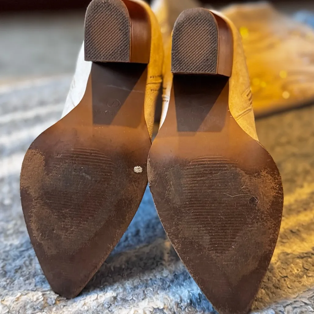 Beige Suede Knee - Image 8