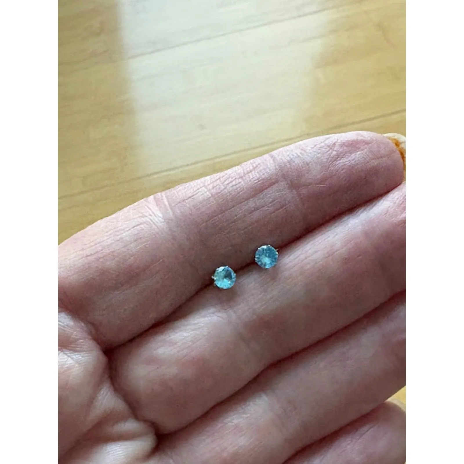 Aquamarine Cubic Zirconia Stainless Steel Stud Earrings NWT 4mm - Image 3