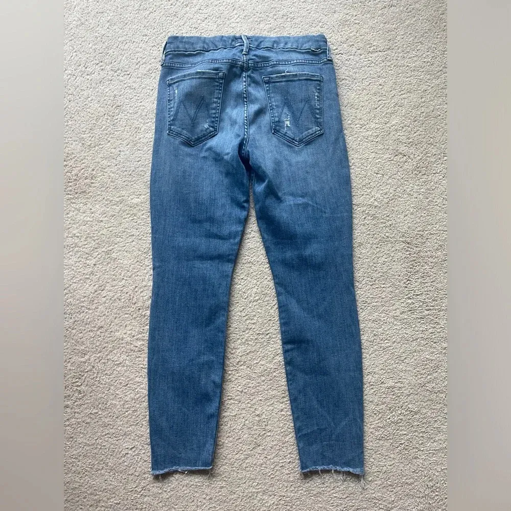 Mother Denim Looker Step Ankle Fray Jeans in Where There's Smoke Blue Size 30 - Image 8