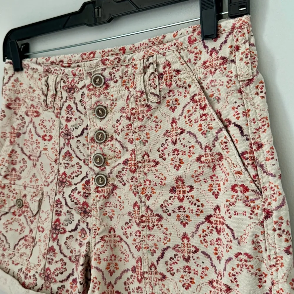 Anthropologie Pilcro The Wanderer
Floral Shorts - Image 5