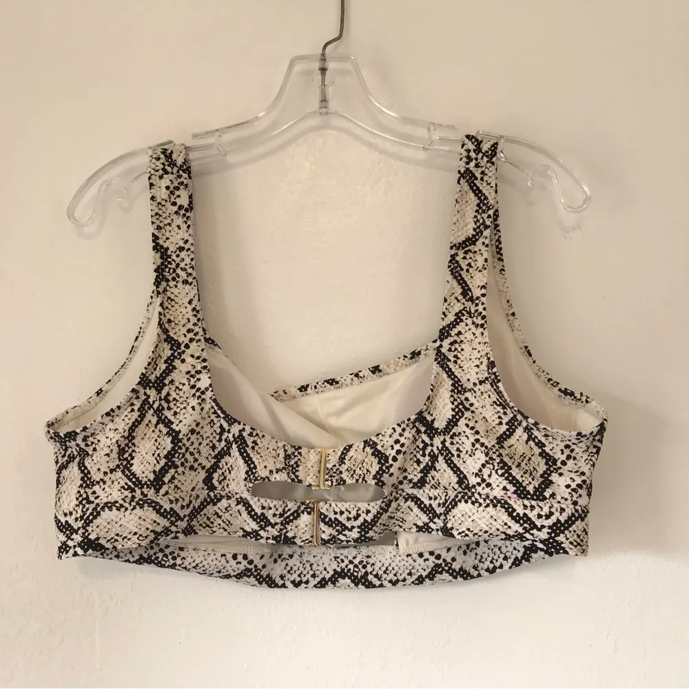 Time & Tru swimwear bikini top padded size 1X (16W - 18W) - Image 3