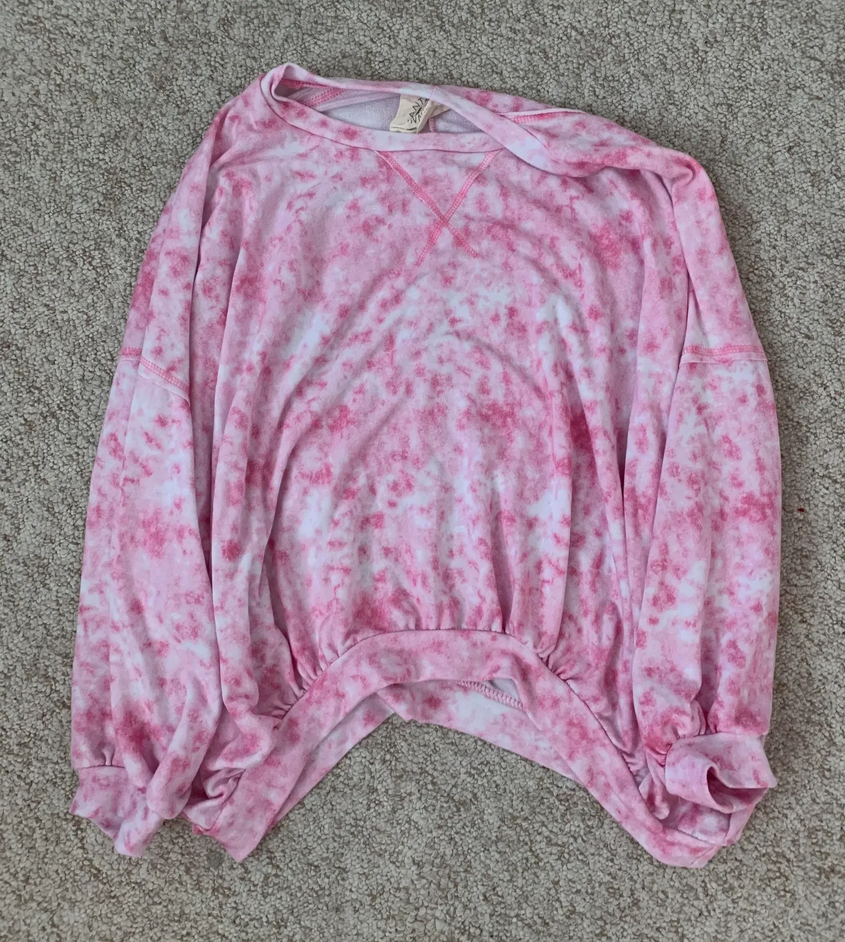 Pink and White Oversized Long Sleeve Size M - Image 4