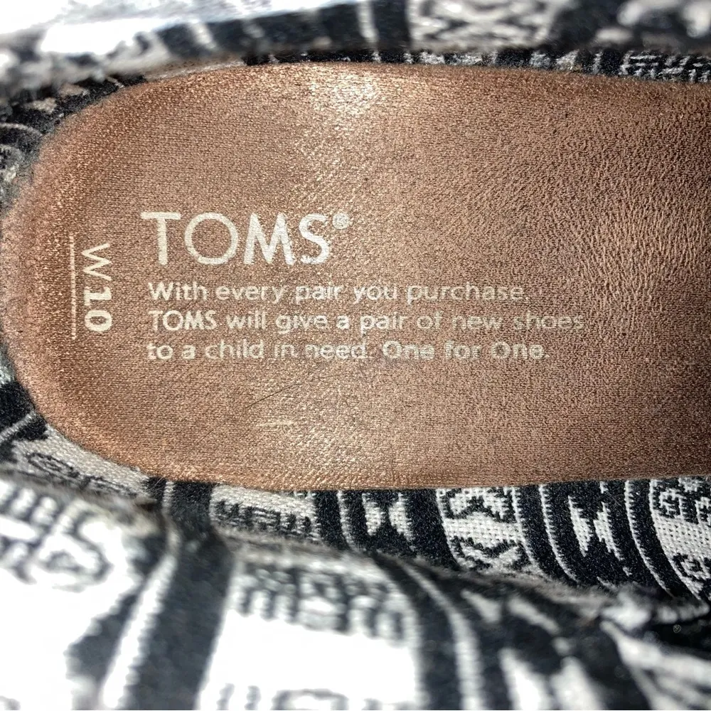 Black Suede Desert Ankle Booties Womens Size 10 - Image 10