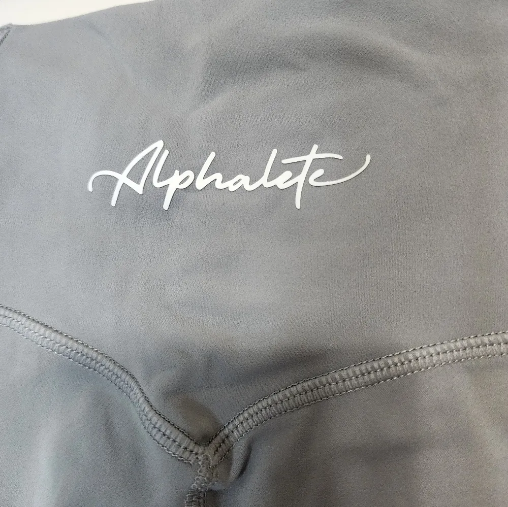 Alphalete grey leggings - Image 3