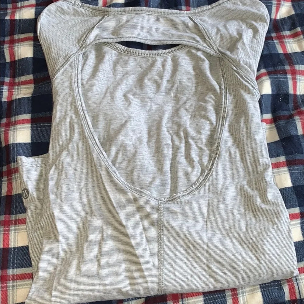 Open back shirt - Image 3