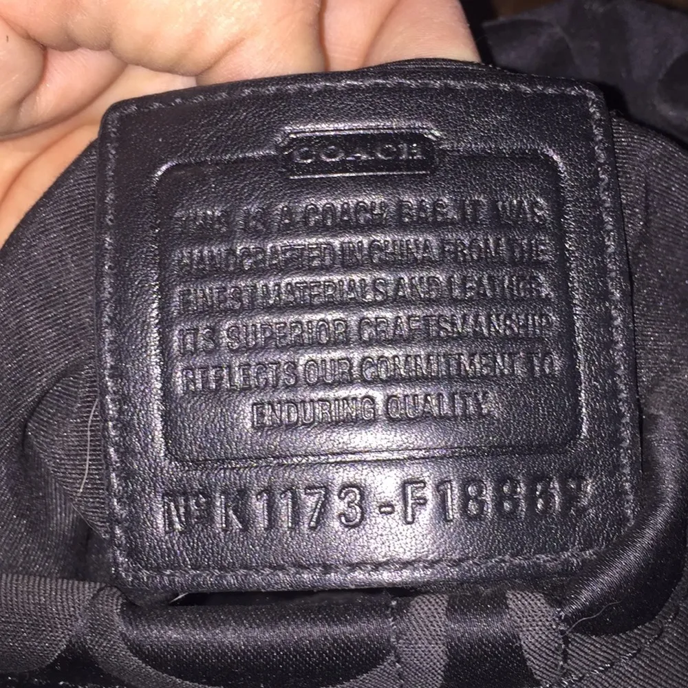 EUC Coach Signature C Purse - Image 5