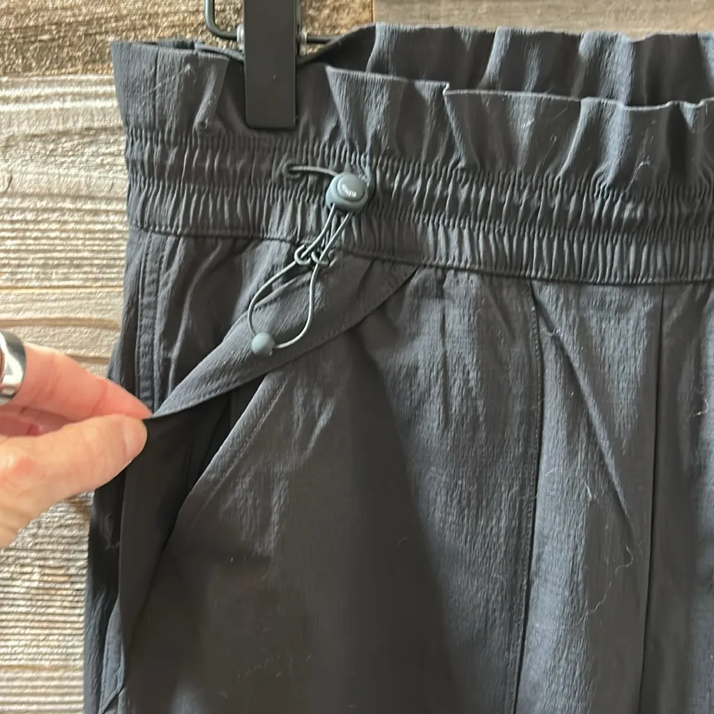 NWOT Athleta Trekkie High Rise Parachute Pant Size 2 - Image 4