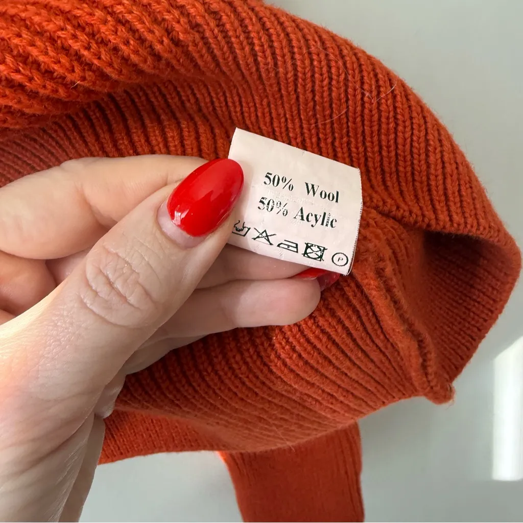 Girls of Dust Orange Oversized V - Image 6