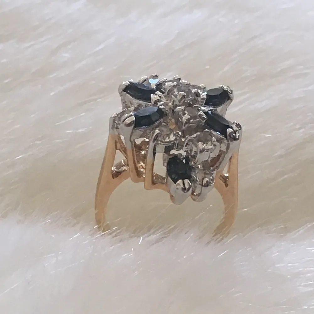 Fine Quality Cocktail Blue/Clear Cluster Ring Size 6 - Image 14