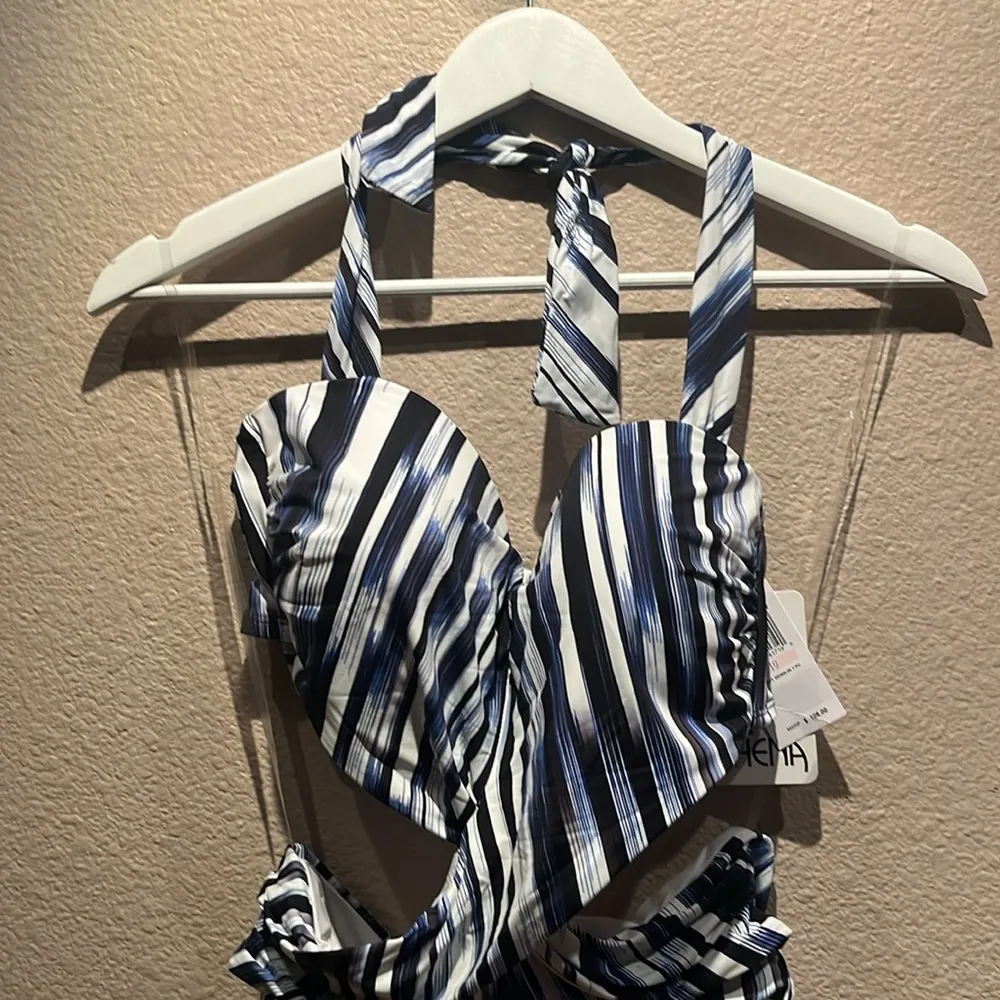 New Athena Women’s Blue Patterned Swimsuit One Piece Cut out Sewn in Size 10 NWT White - Image 4
