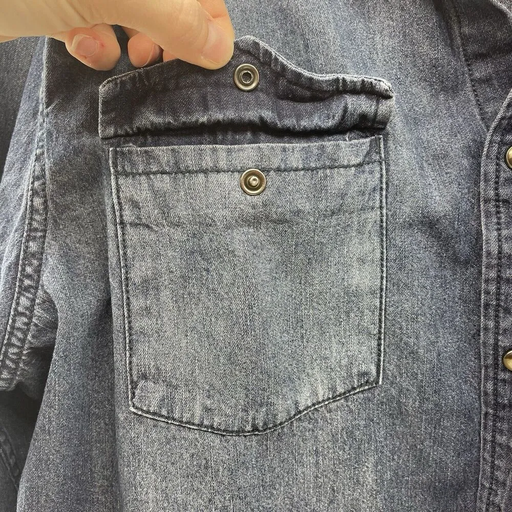 Mossimo Size XL Denim Shirt Pearl Snap Button Down Relaxed Fit Medium Wash Top Blue - Image 9