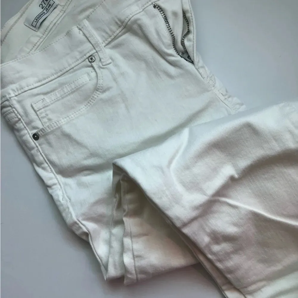 Gap • White Legging Jean Skinny Denim - Image 3