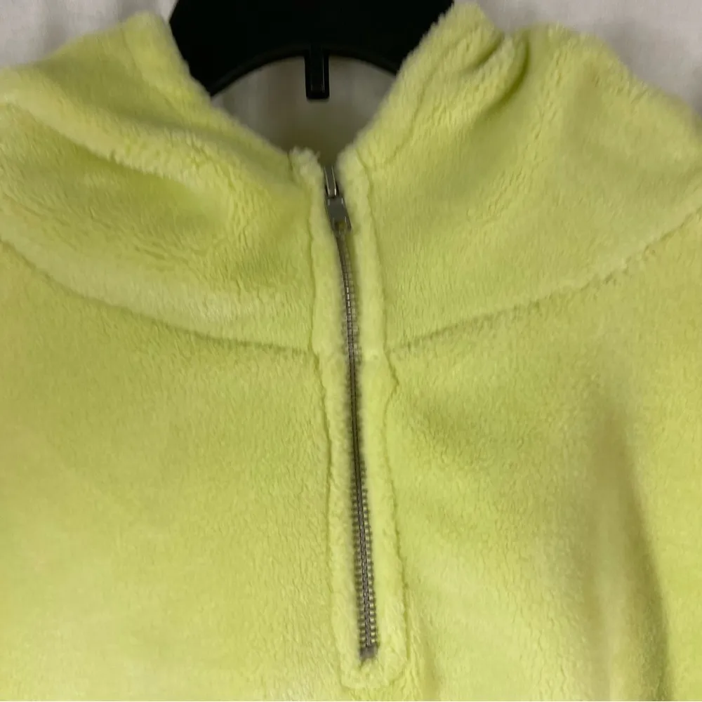 Urban Outfitters  Neon Lime Green Fleece 1/2 Zip Cropped Hoodie Size Medium - Image 9