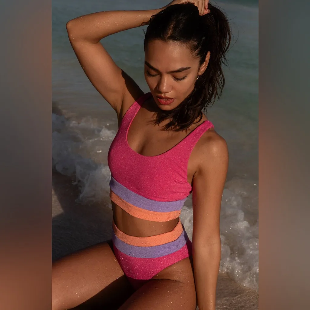 Beach Riot Heidi Bottom Coral Bay Colorblock Scrunc, Size Medium, $98 - Image 2