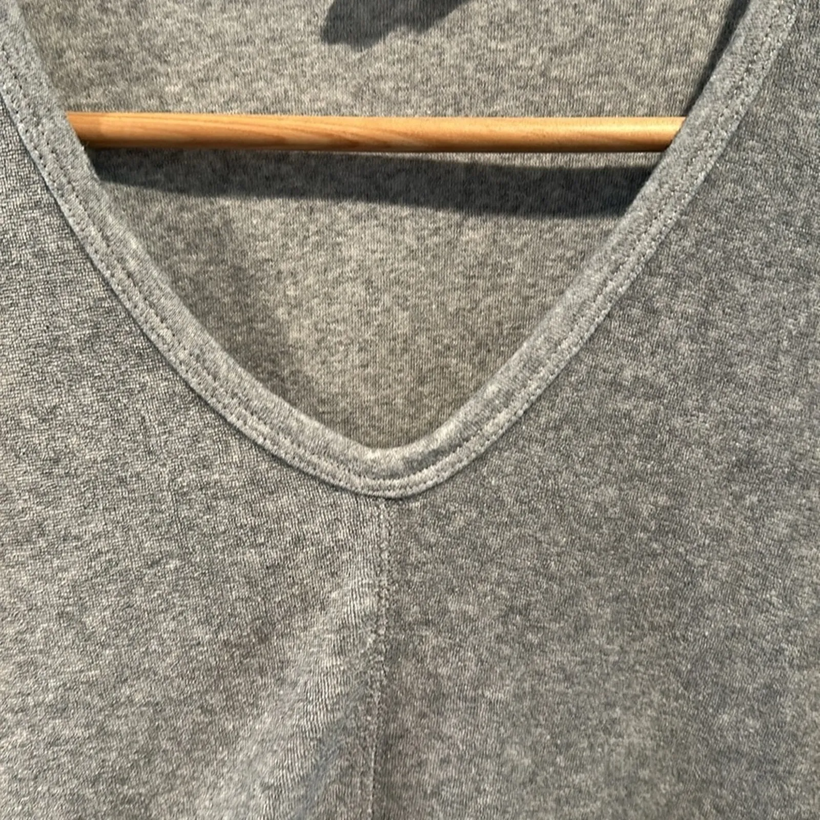 1.4.3. Story by Line Up Small Gray V-Neck Pullover Sweater - Image 4