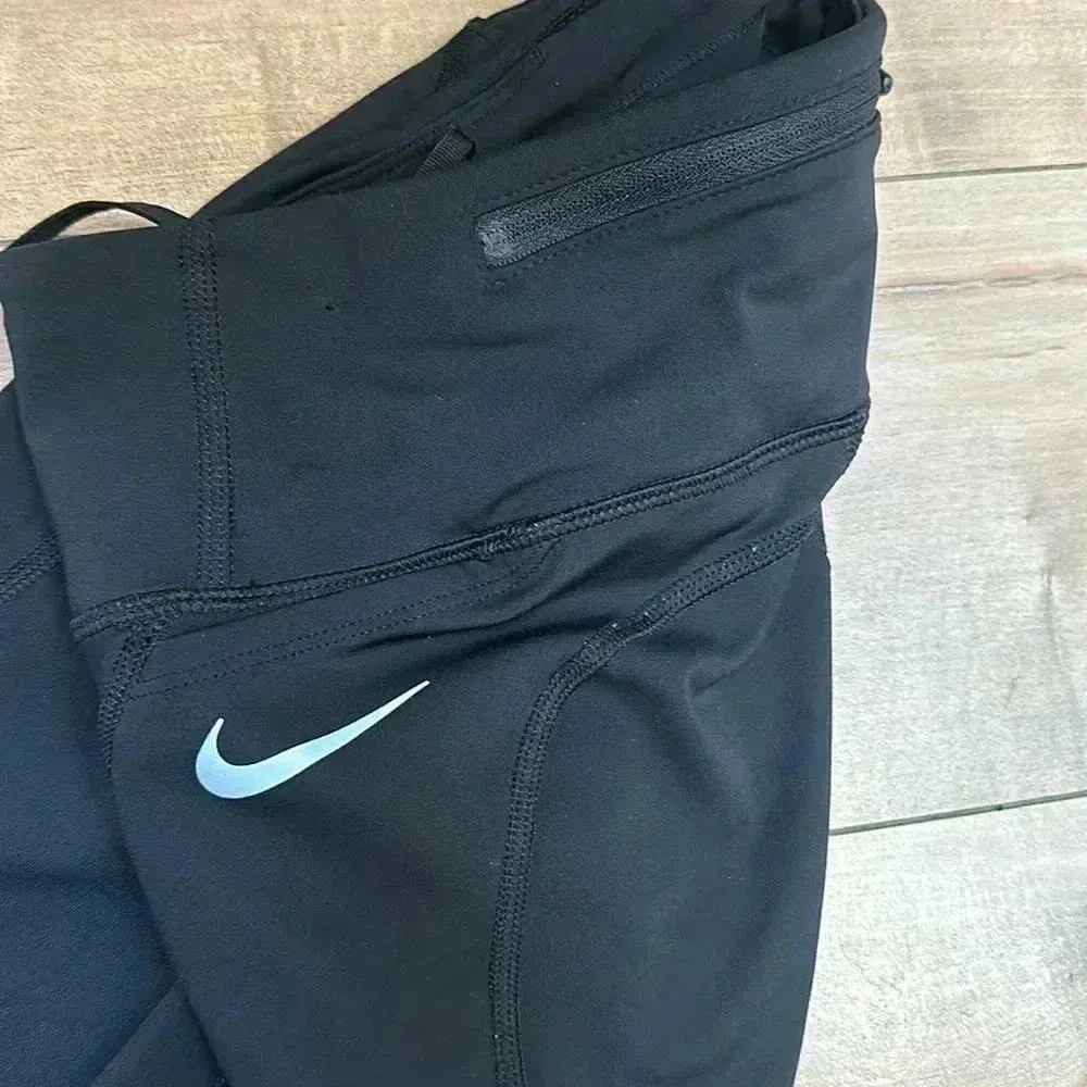 4/$25 Nike Fast Women's XS Mid-Rise Crop Running Leggings CZ9238 010 Black Sz XS - Image 11