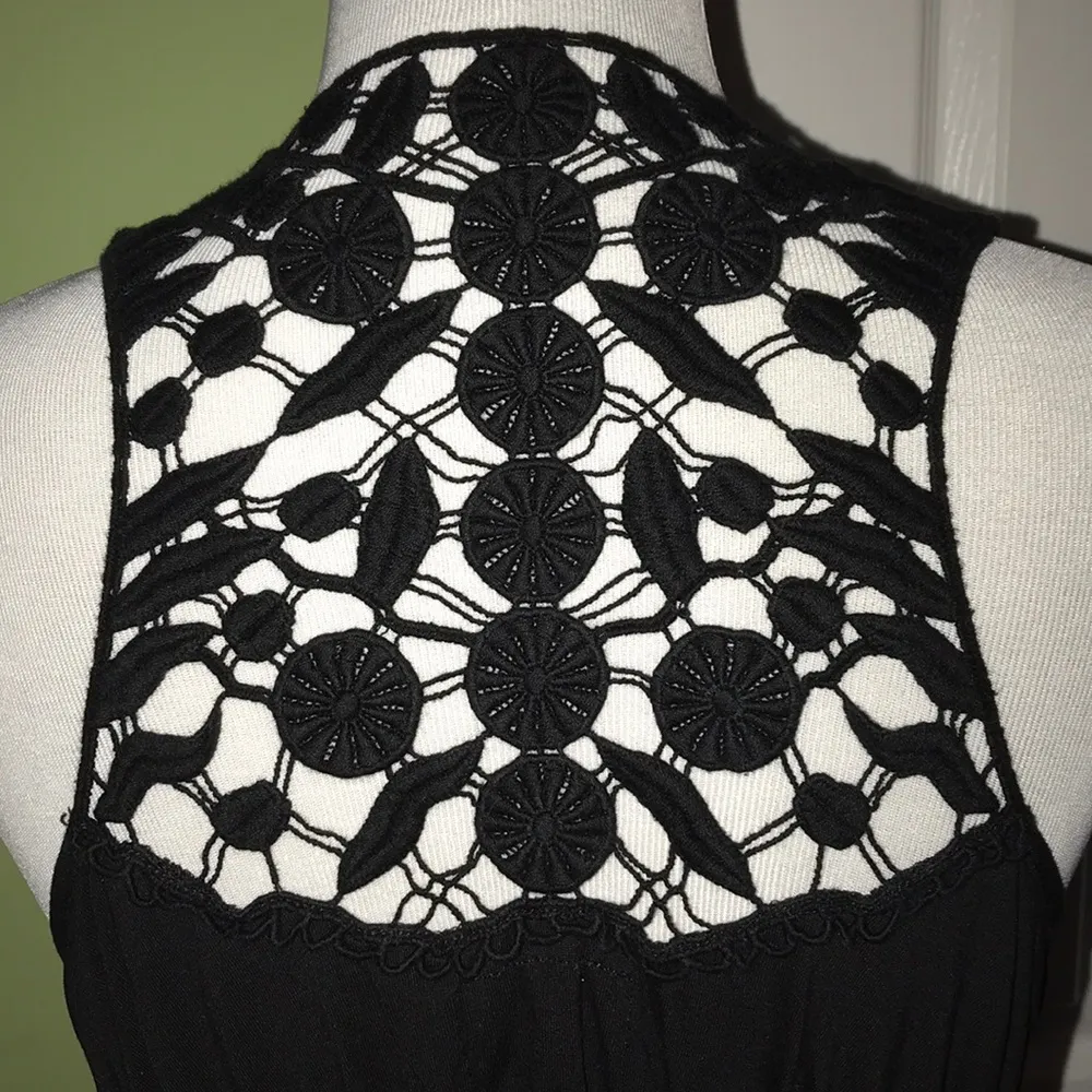 Gorgeous Black Dress - Image 5