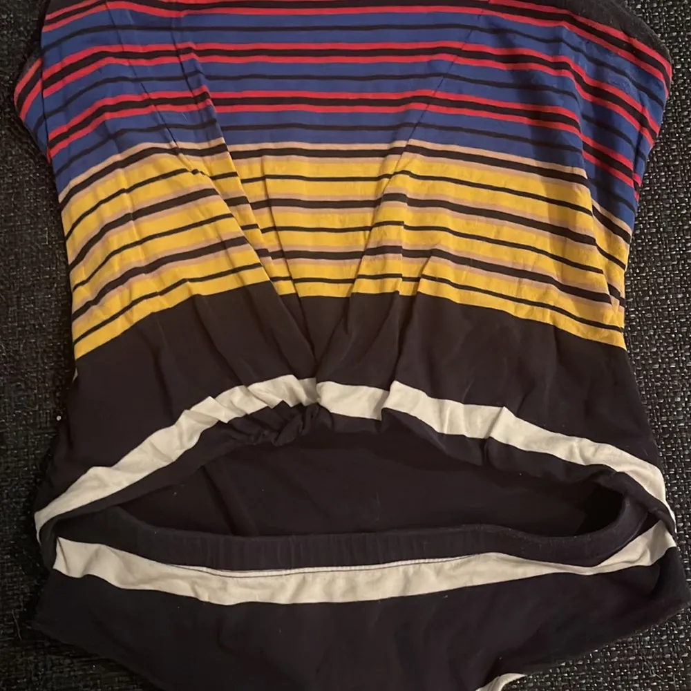 Kendall & Kylie bodysuit top - Image 3