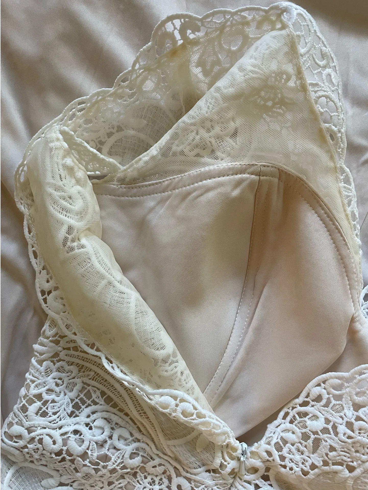 Ivory Lace Wedding Dresses - Image 8