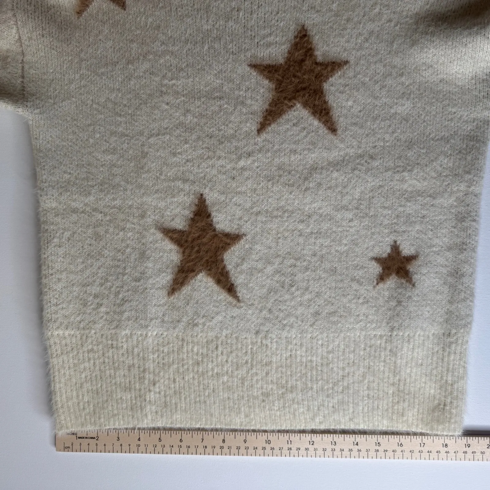 Buddy Love Womens Star Print Eyelash Knit Sweater Sz Small Pullover Fuzzy Comfy Brown - Image 8