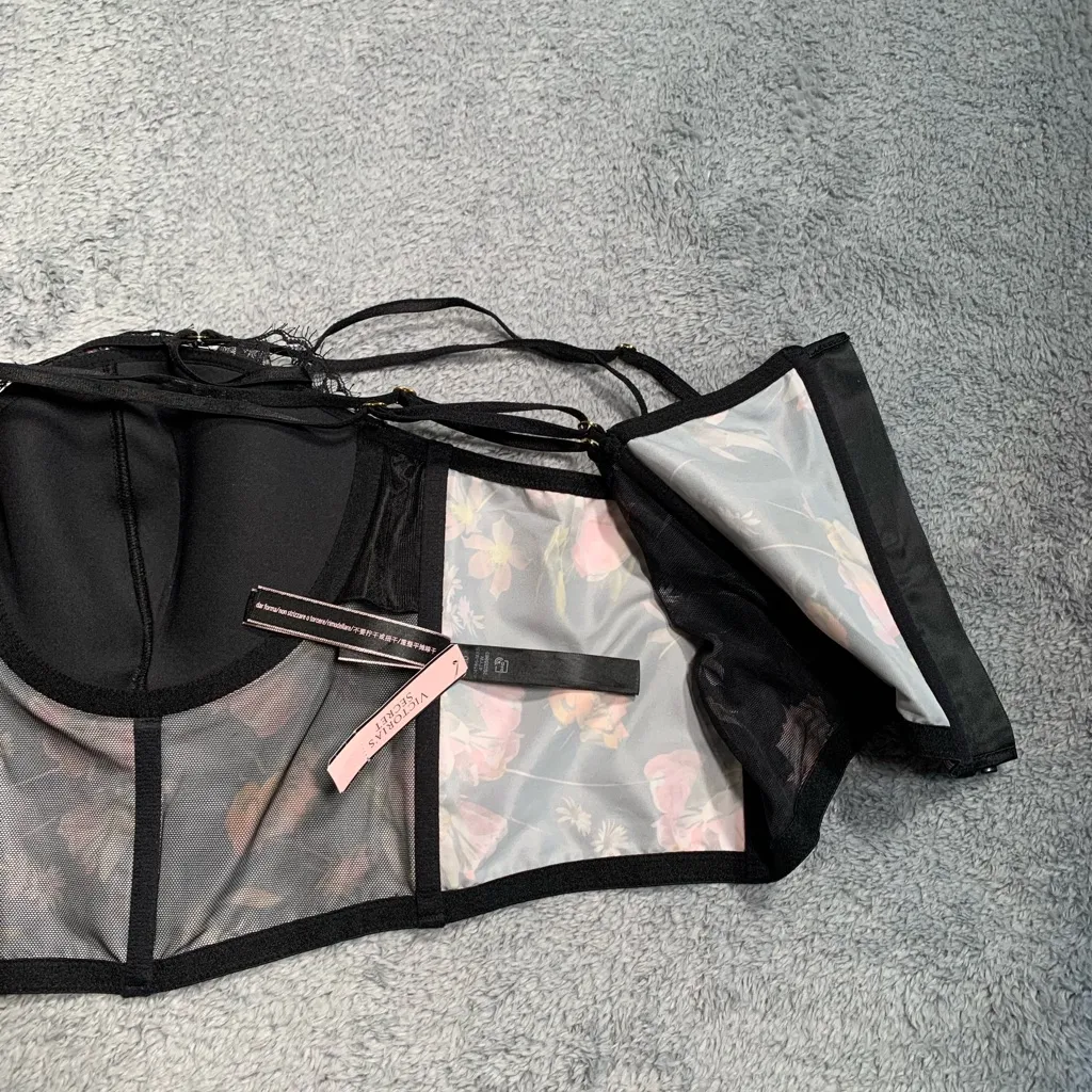 NWT Victoria’s Secret corset bra very sexy floral 36D - Image 10
