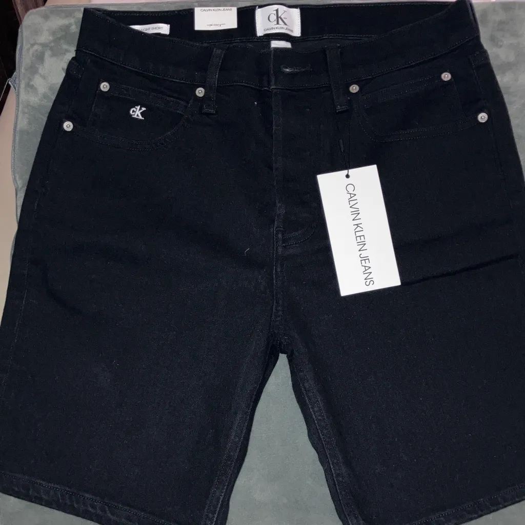 Calvin Klein Dark Denim Shorts - Image 3