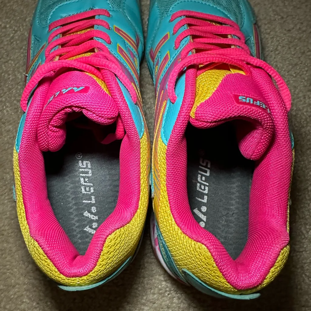 Colorful Court Sneakers Blue Size 8 - Image 4