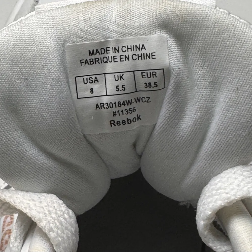 Reebok Women's Club C Double  Lace Up Sneaker Sz  8 - Image 6