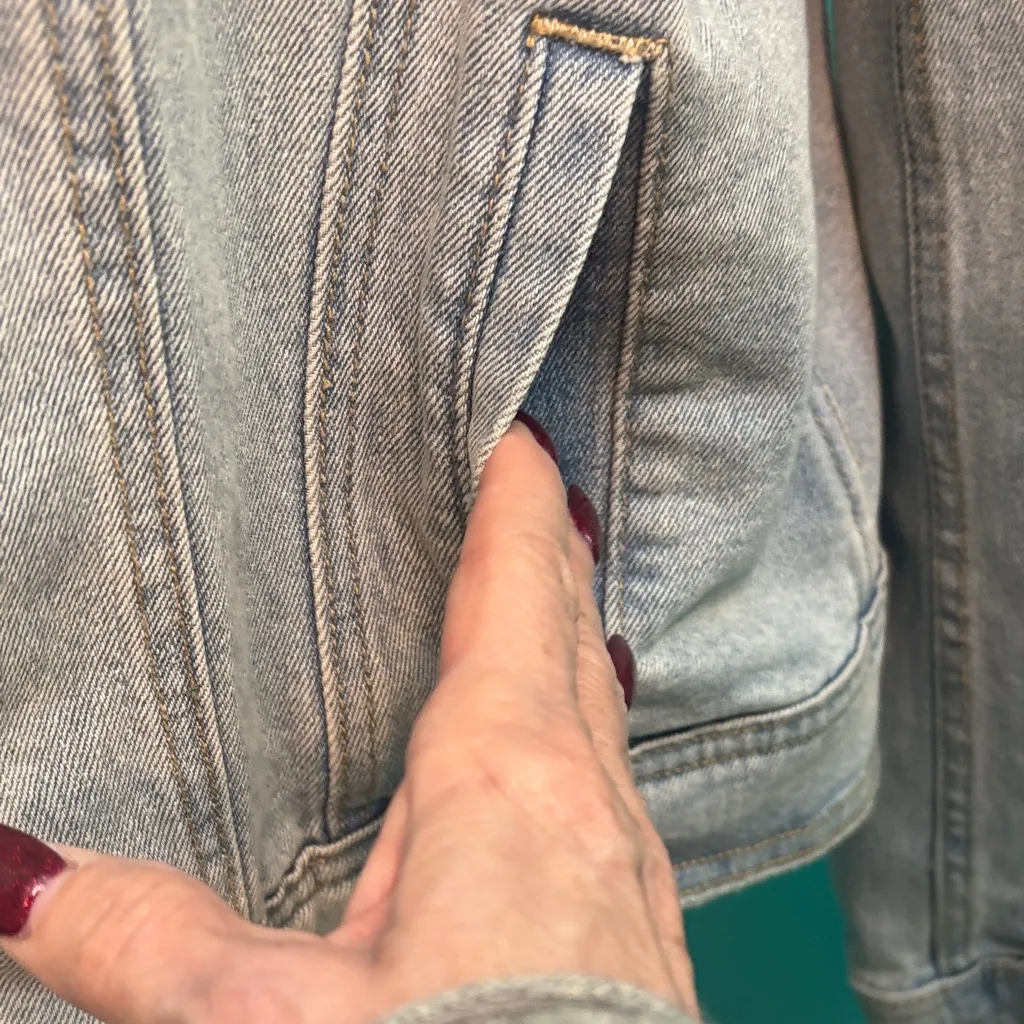 Universal Thread hand painted  Jean Jacket with Sailor Moon design - Image 7