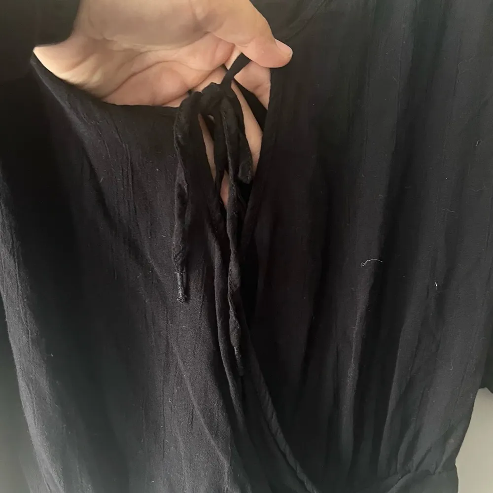 Free People Black Cleo Tie Front Flowy Bodysuit Size XS - Image 3