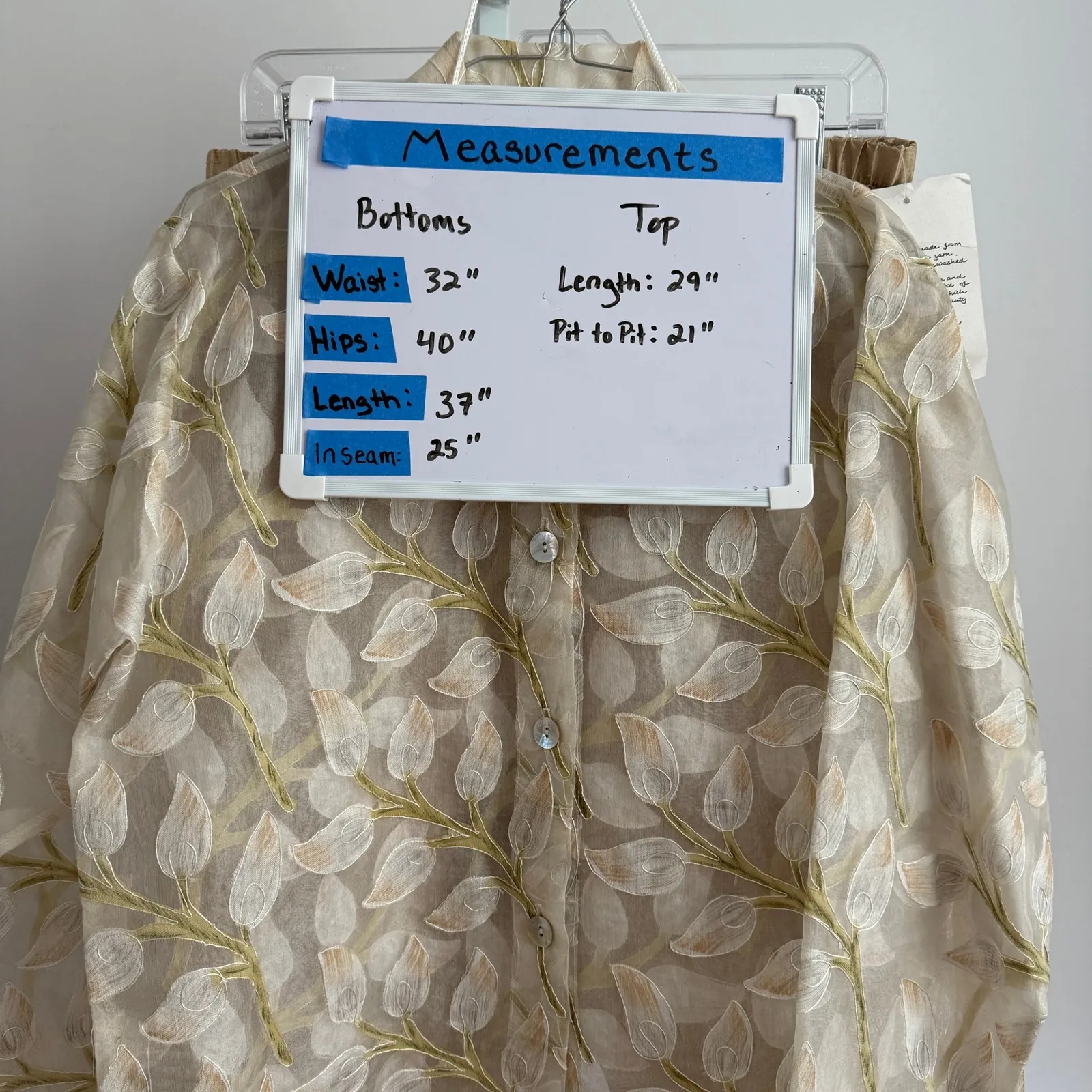 Lisbeth Silk Collection Champagne Leaf Print Blouse‎ & Pants Set - Image 13